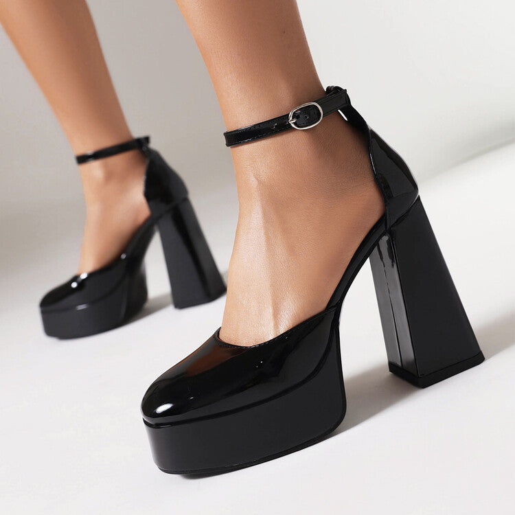 Graceful Orthopedic Shoes for Modern Look