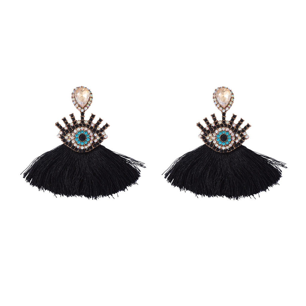 Charming Piece for Any Occasion