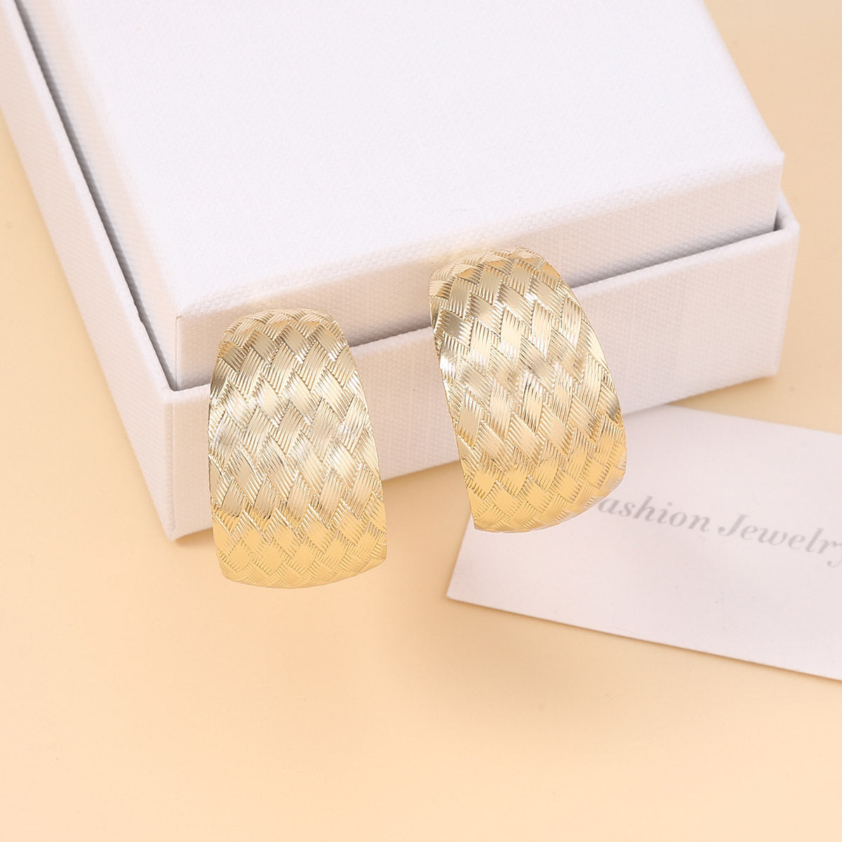 Classic Earring with Timeless Appeal
