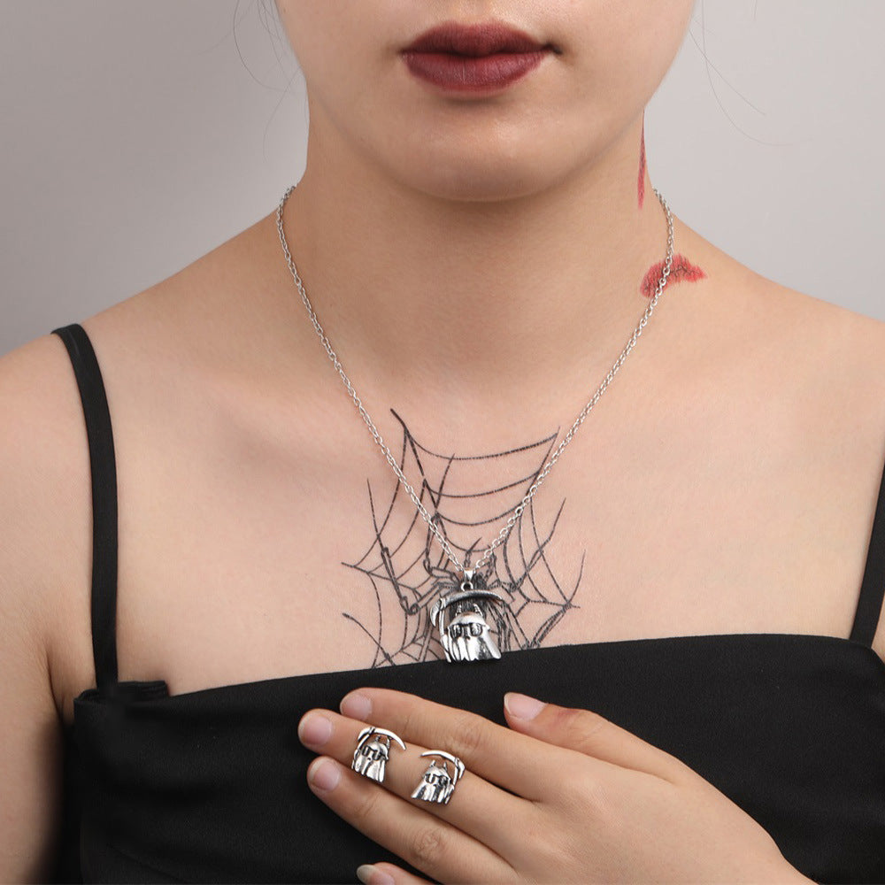 Beautiful Set with Unique Style