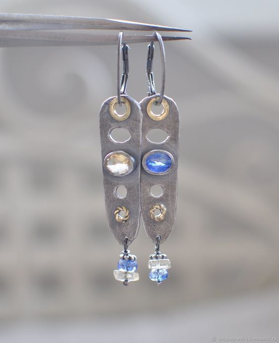 Charming Earring for Any Occasion