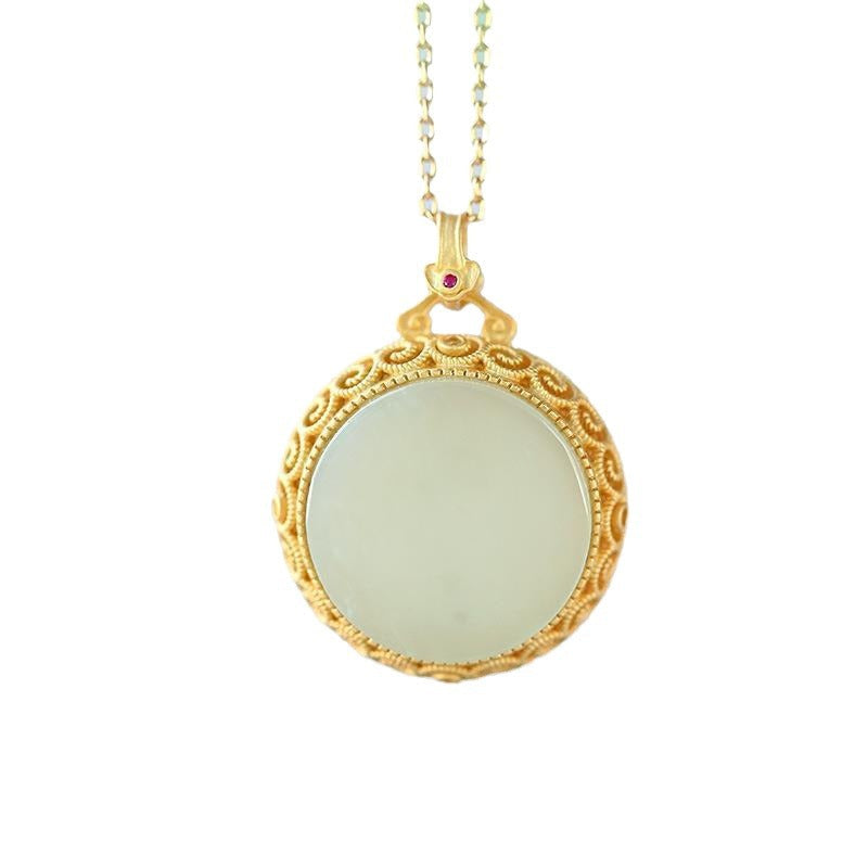 Beautiful Silver Necklace with Unique Style