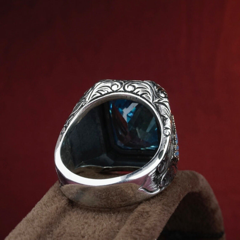 Beautiful Piece with Unique Style