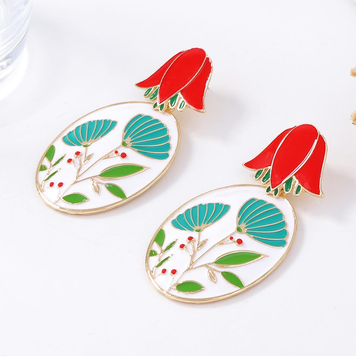 Charming Piece for Any Occasion