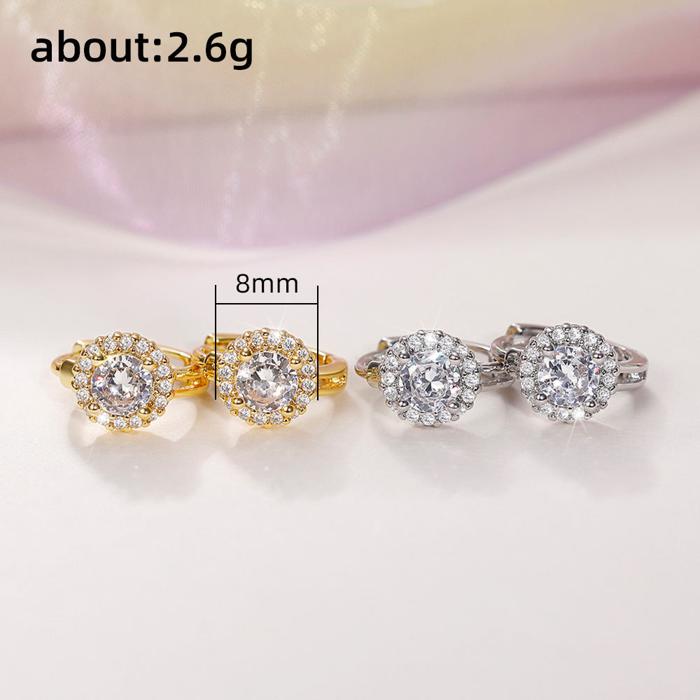 Romantic Gold Earring for Special Moments