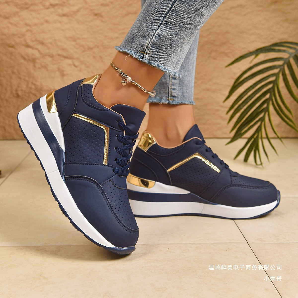 Graceful Orthopedic Shoes for Modern Look