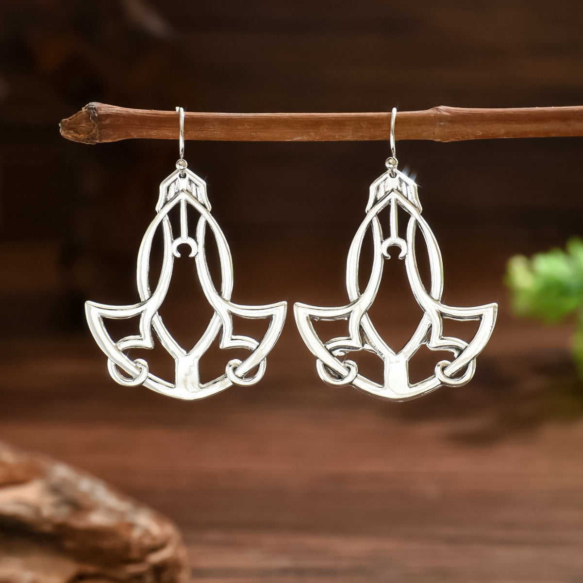 Vintage Handmade Earring