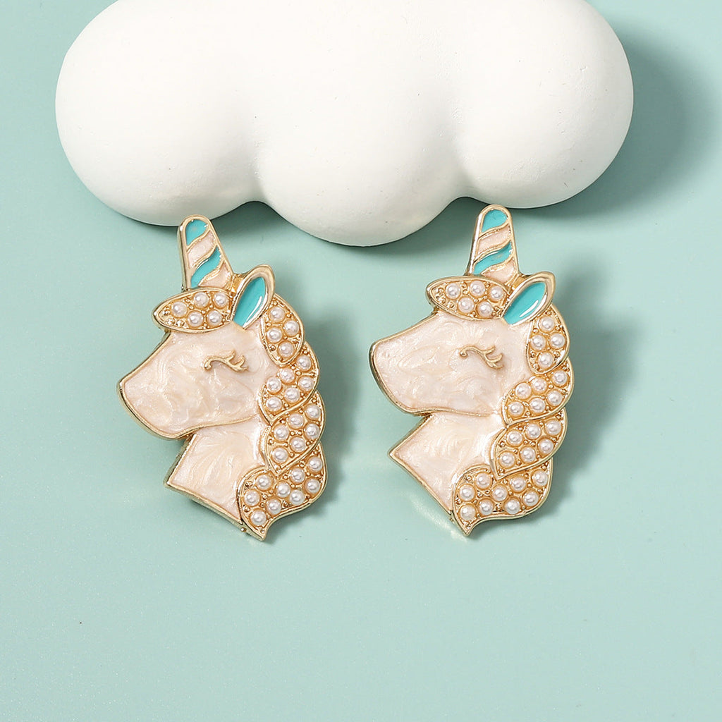 Stunning Pearl Earring for Daily Wear