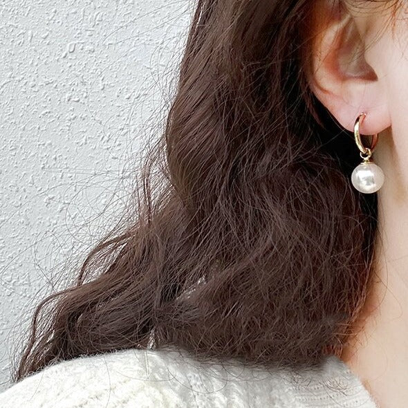 Charming Pearl Earring for Any Occasion