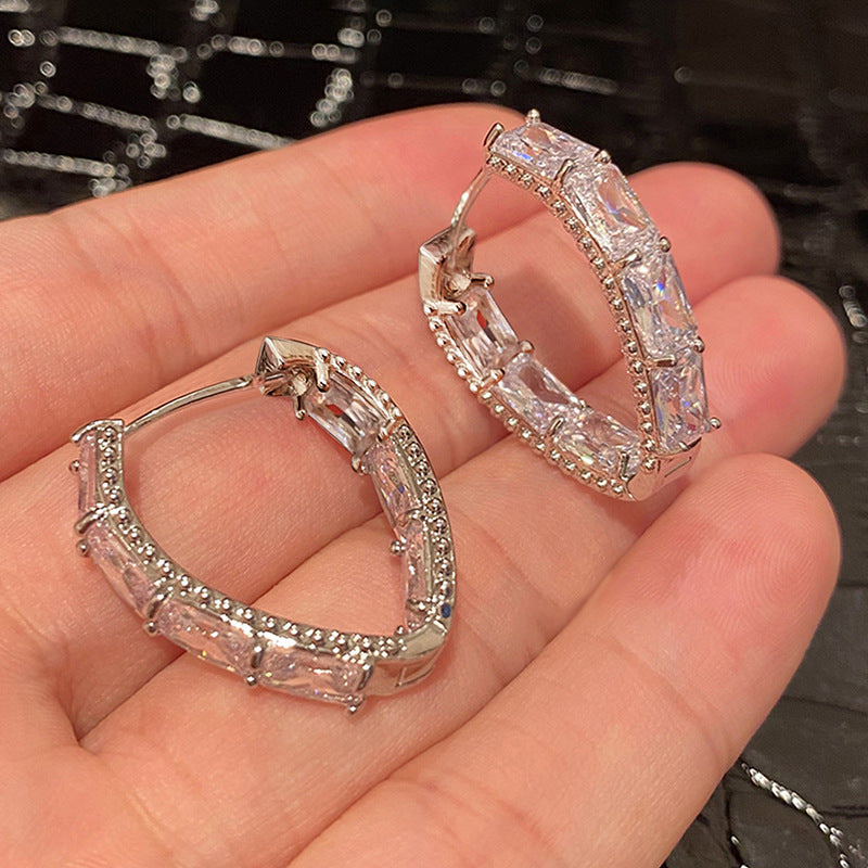 Stunning Earring for Daily Wear