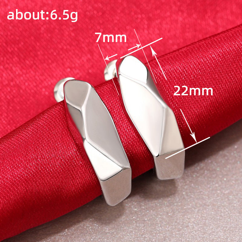 Beautiful Earring with Unique Style