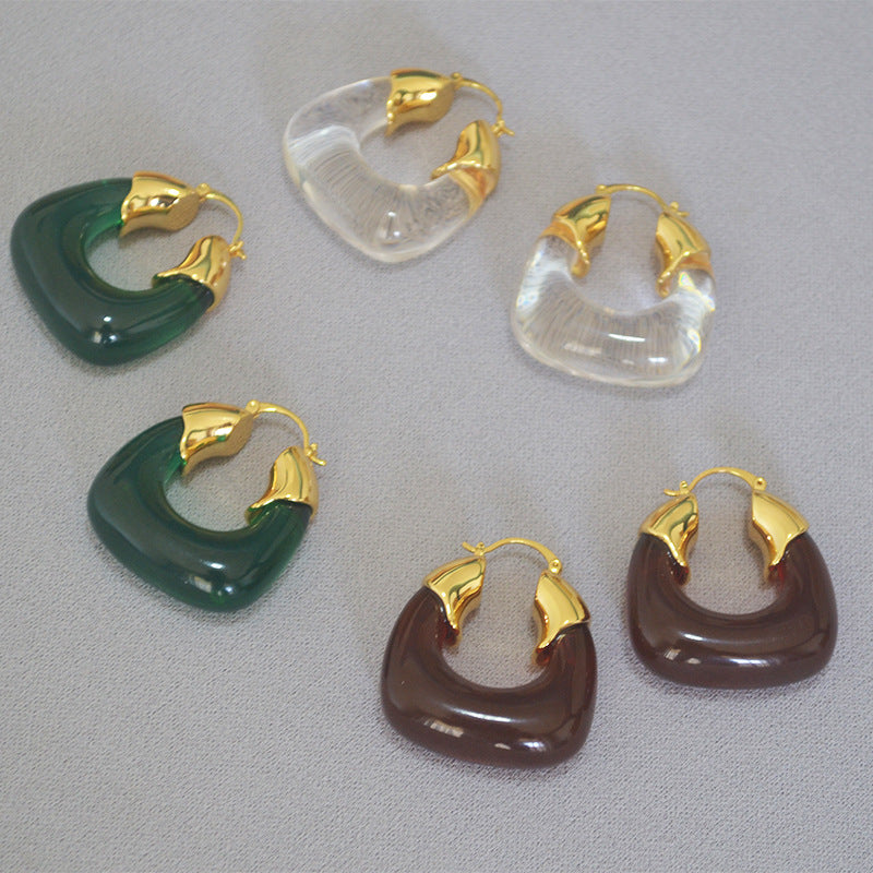 Romantic Gold Earring for Special Moments