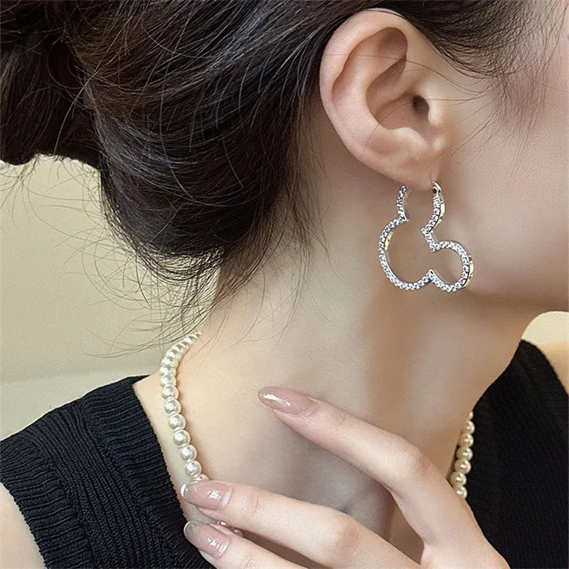 Stunning Silver Earring for Daily Wear