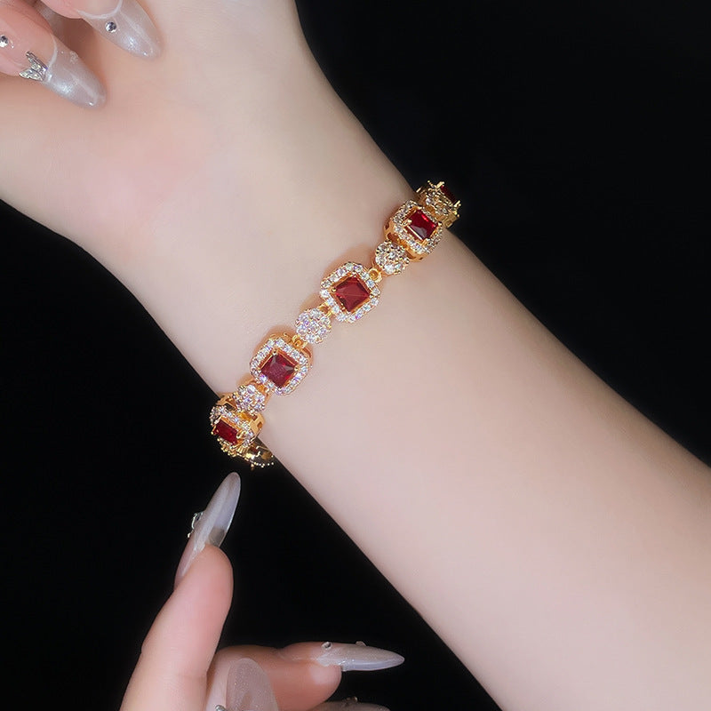 Elegant Piece for Every Occasion