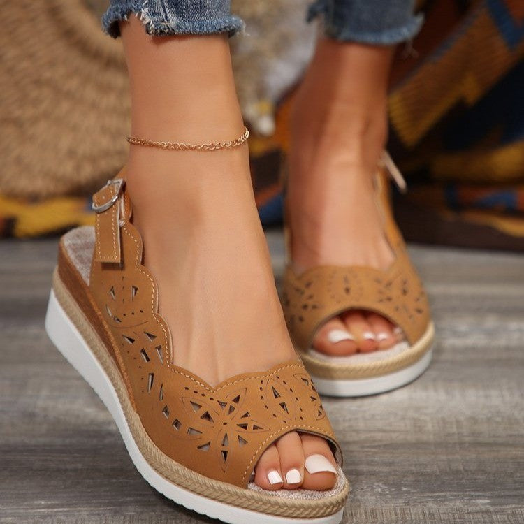 Graceful Orthopedic Sandals for Modern Look
