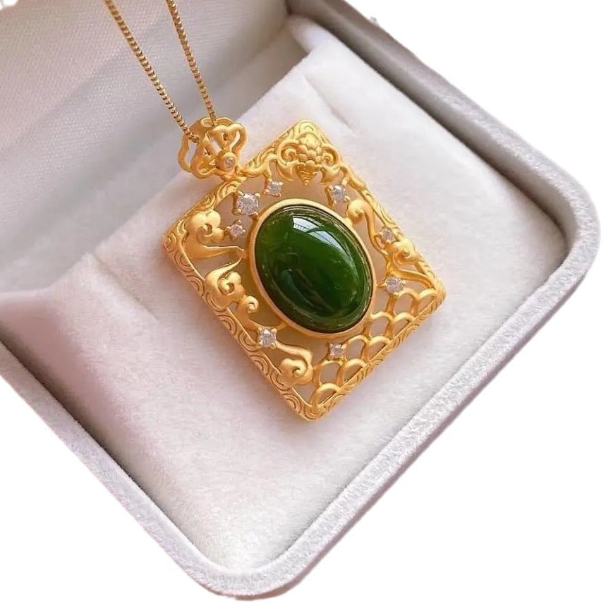 Romantic Gold Pendant for Special Moments