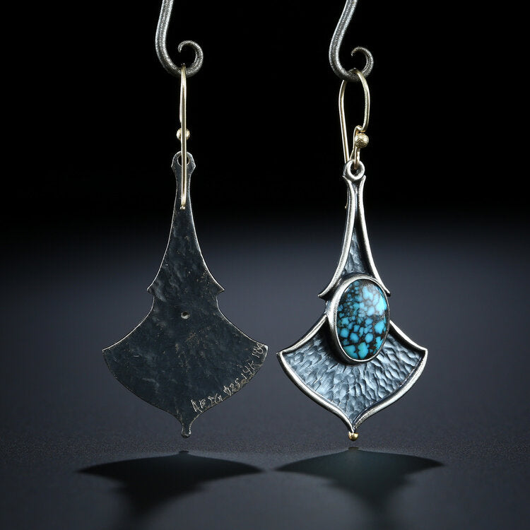 Charming Earring for Any Occasion