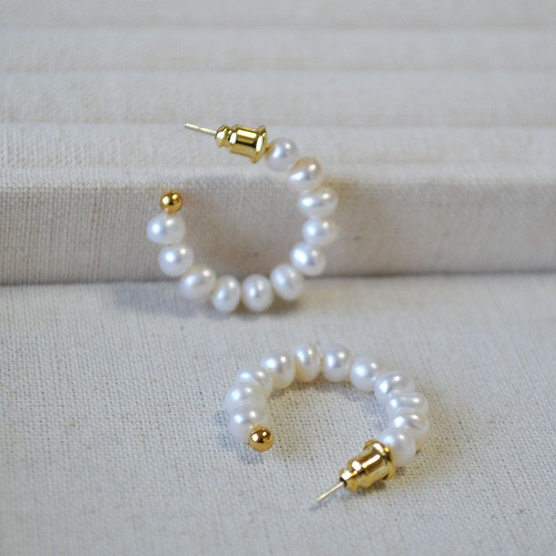 Romantic Silver Earring for Special Moments