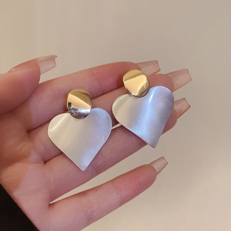 Classic Earring with Timeless Appeal