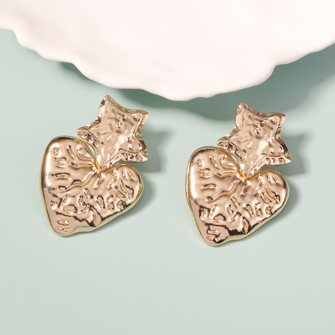 Classic Earring with Timeless Appeal