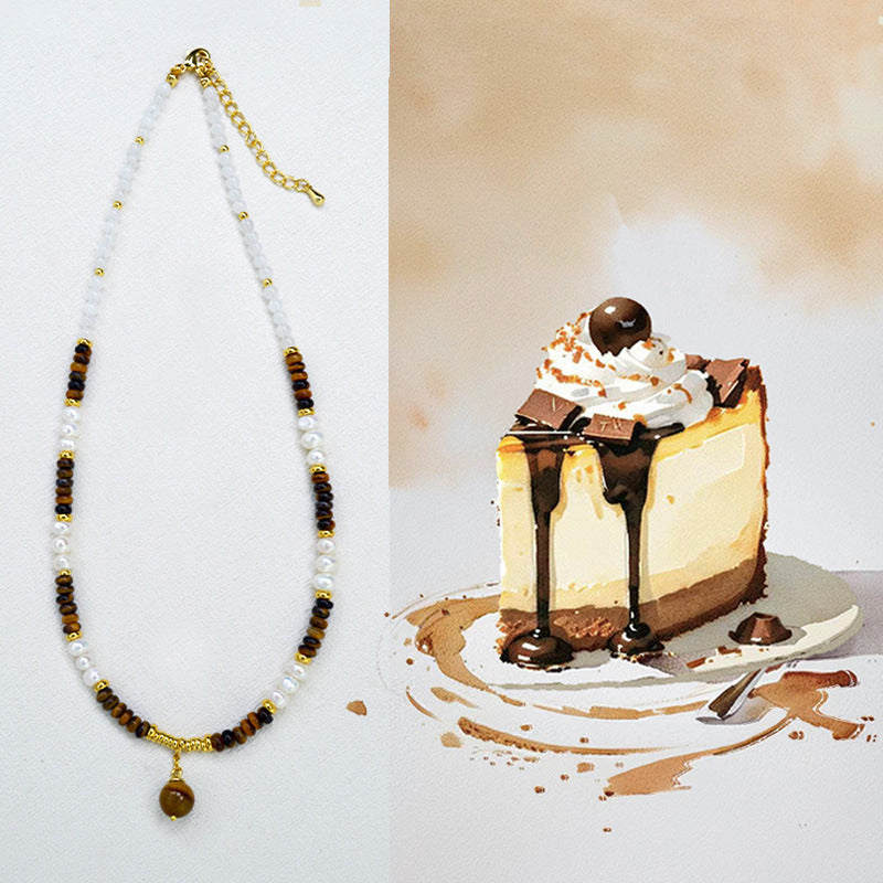 Romantic Pearl Necklace for Special Moments
