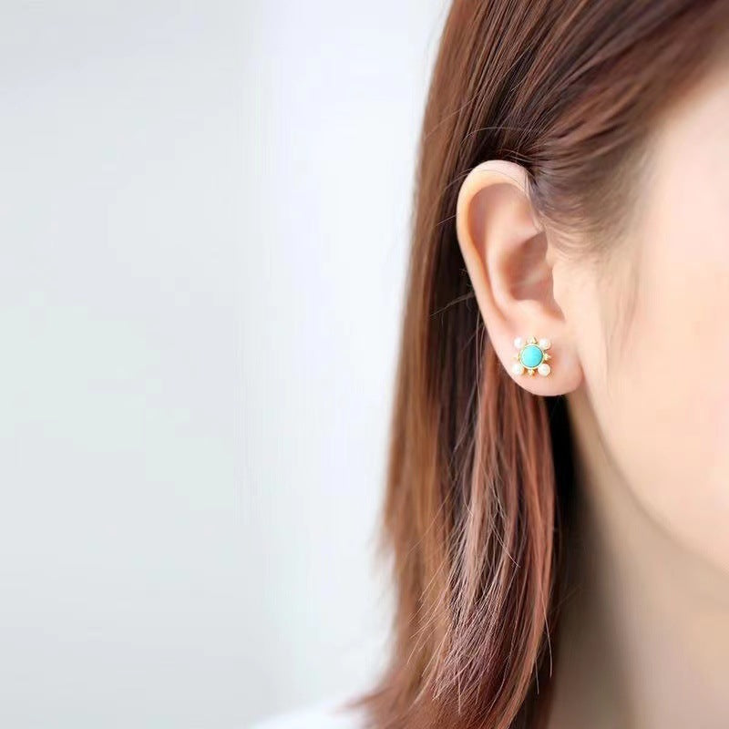 Delicate Artisan Gold Earring