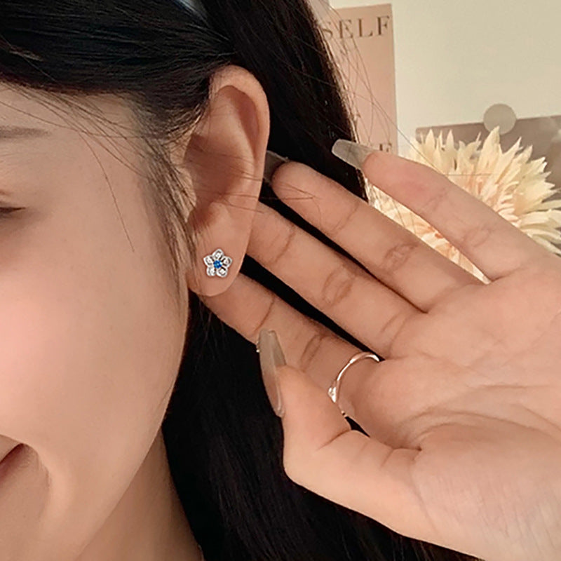 Charming Piece for Any Occasion