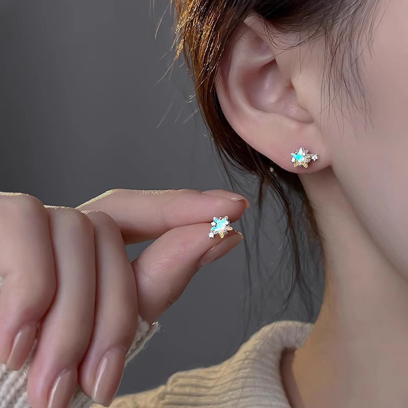 Charming Earring for Any Occasion