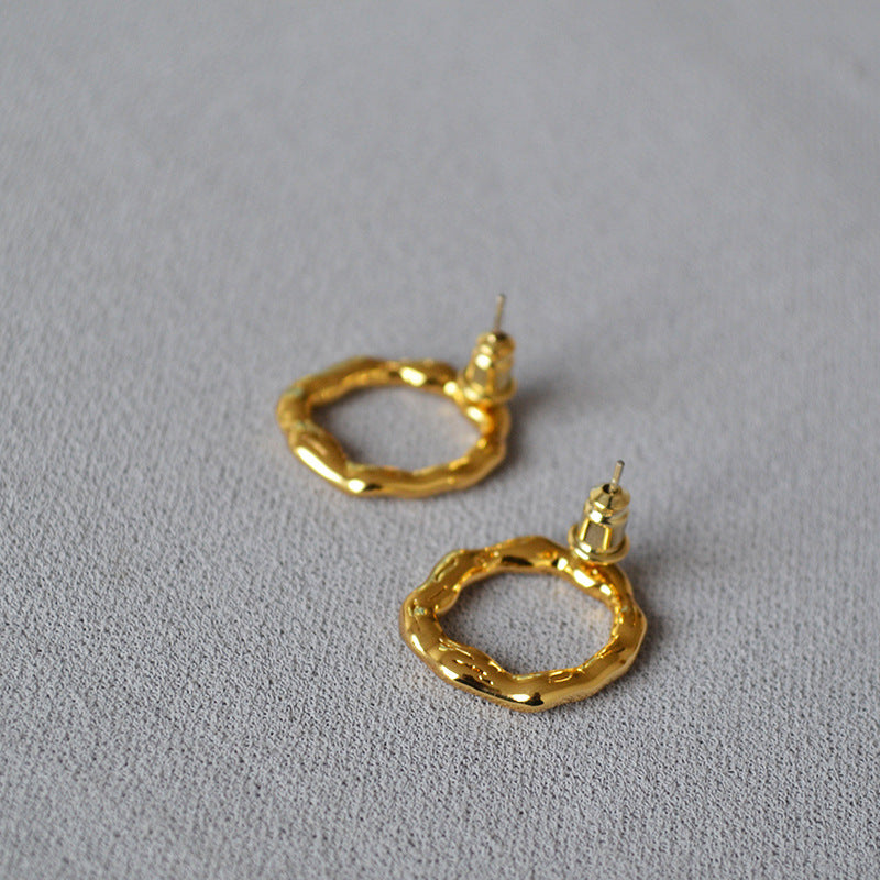 Stunning Gold Earring for Daily Wear