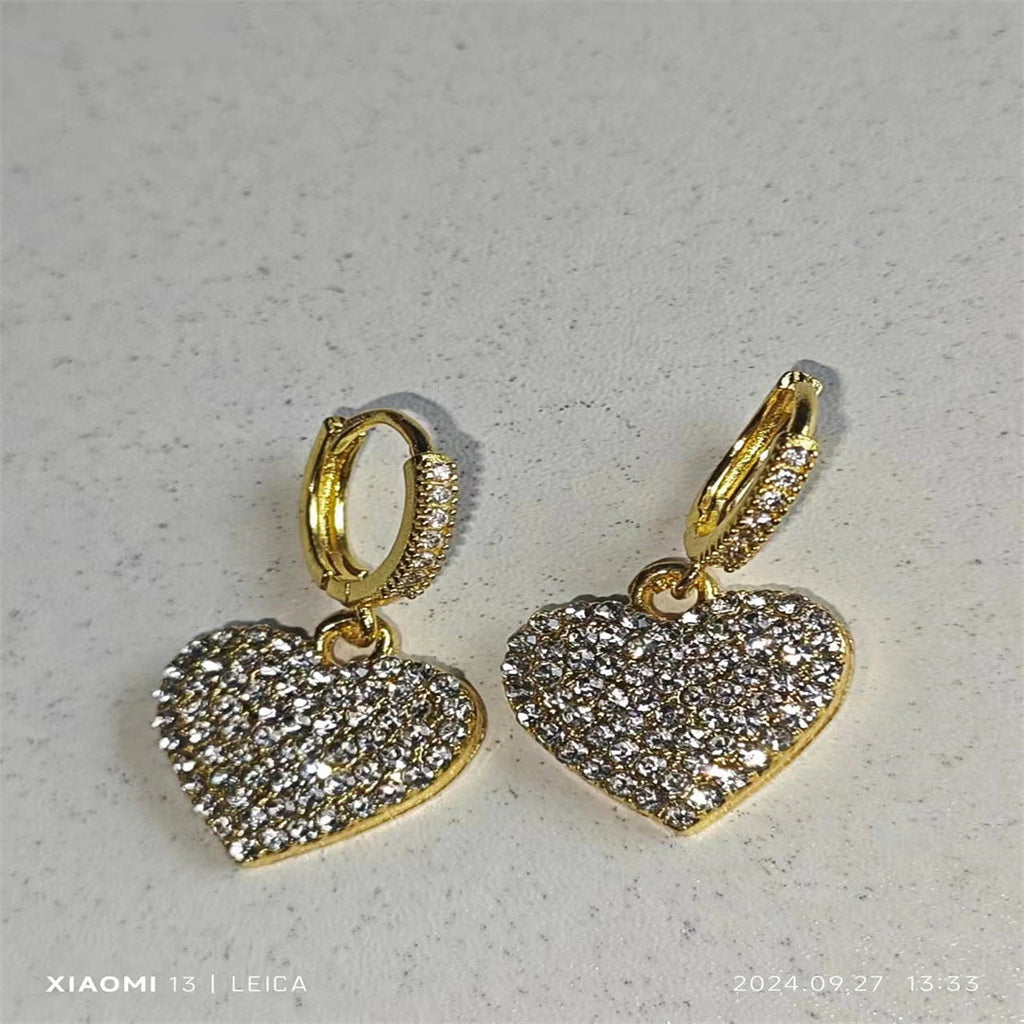 Classic Earring with Timeless Appeal