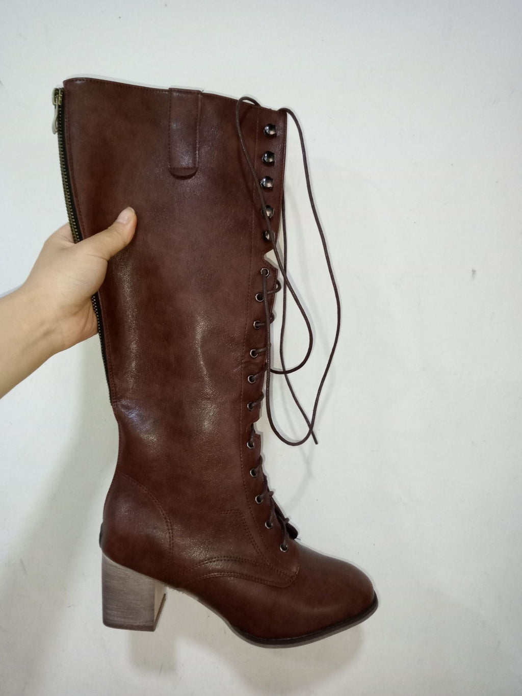 Graceful Orthopedic Boots for Modern Look