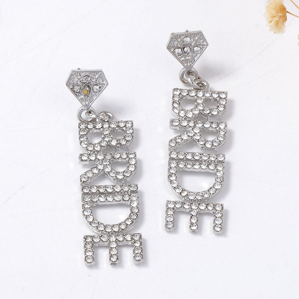 Charming Earring for Any Occasion