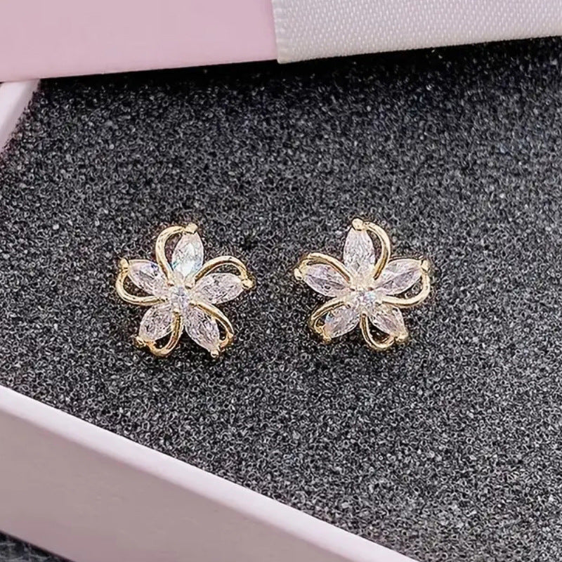 Elegant Earring for Every Occasion