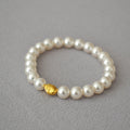 Romantic Gold Bracelet for Special Moments