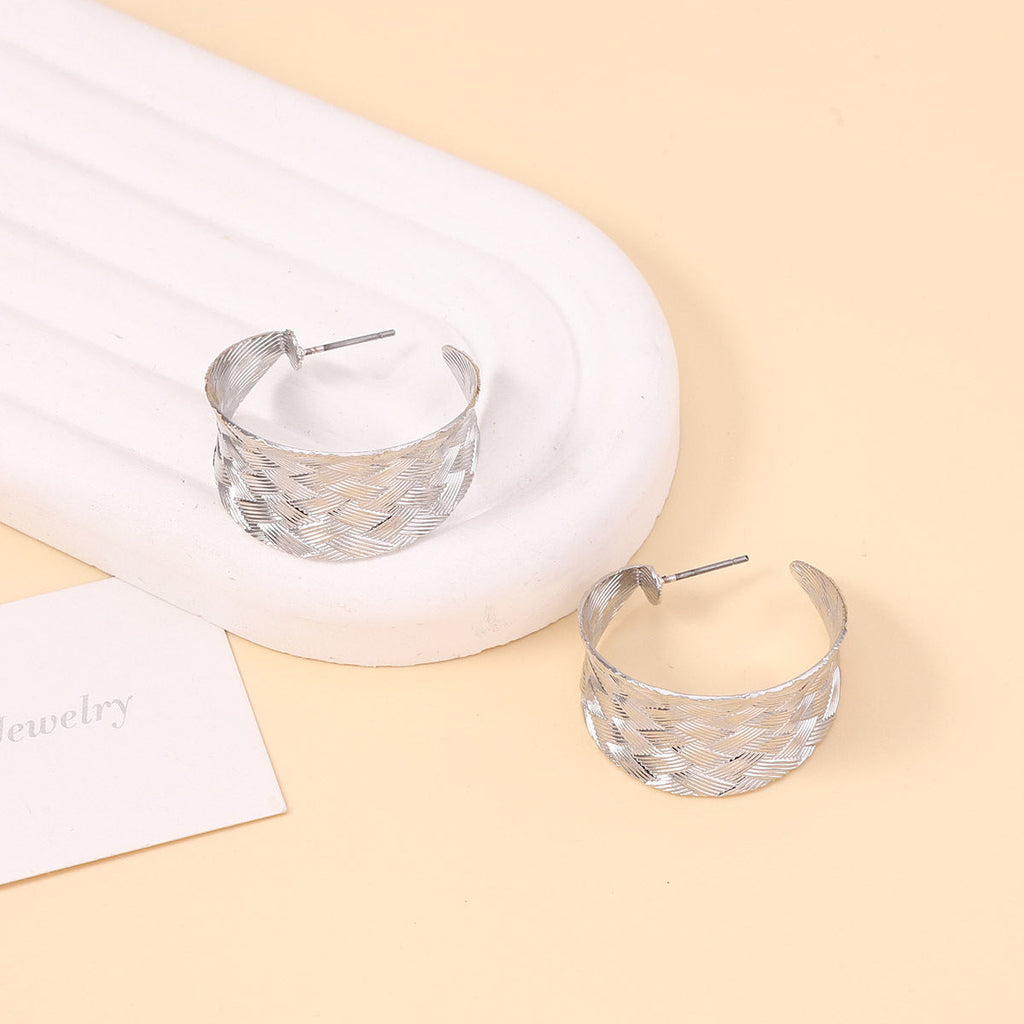 Romantic Earring for Special Moments