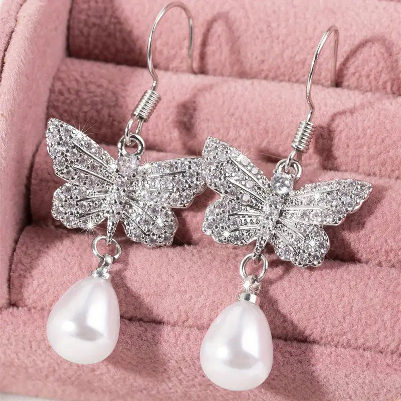 Delicate Artisan Pearl Earring