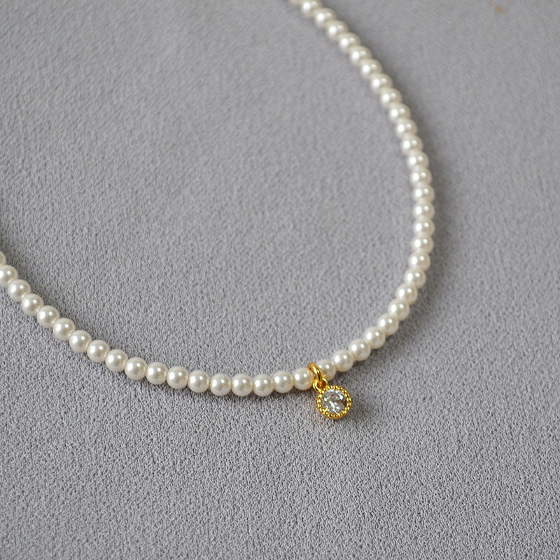 Romantic Pearl Necklace for Special Moments