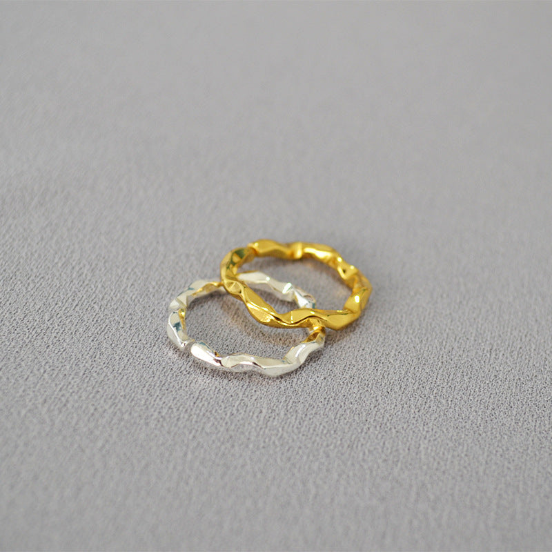 Romantic Gold Ring for Special Moments