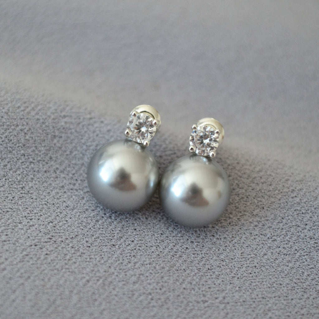 Romantic Silver Earring for Special Moments