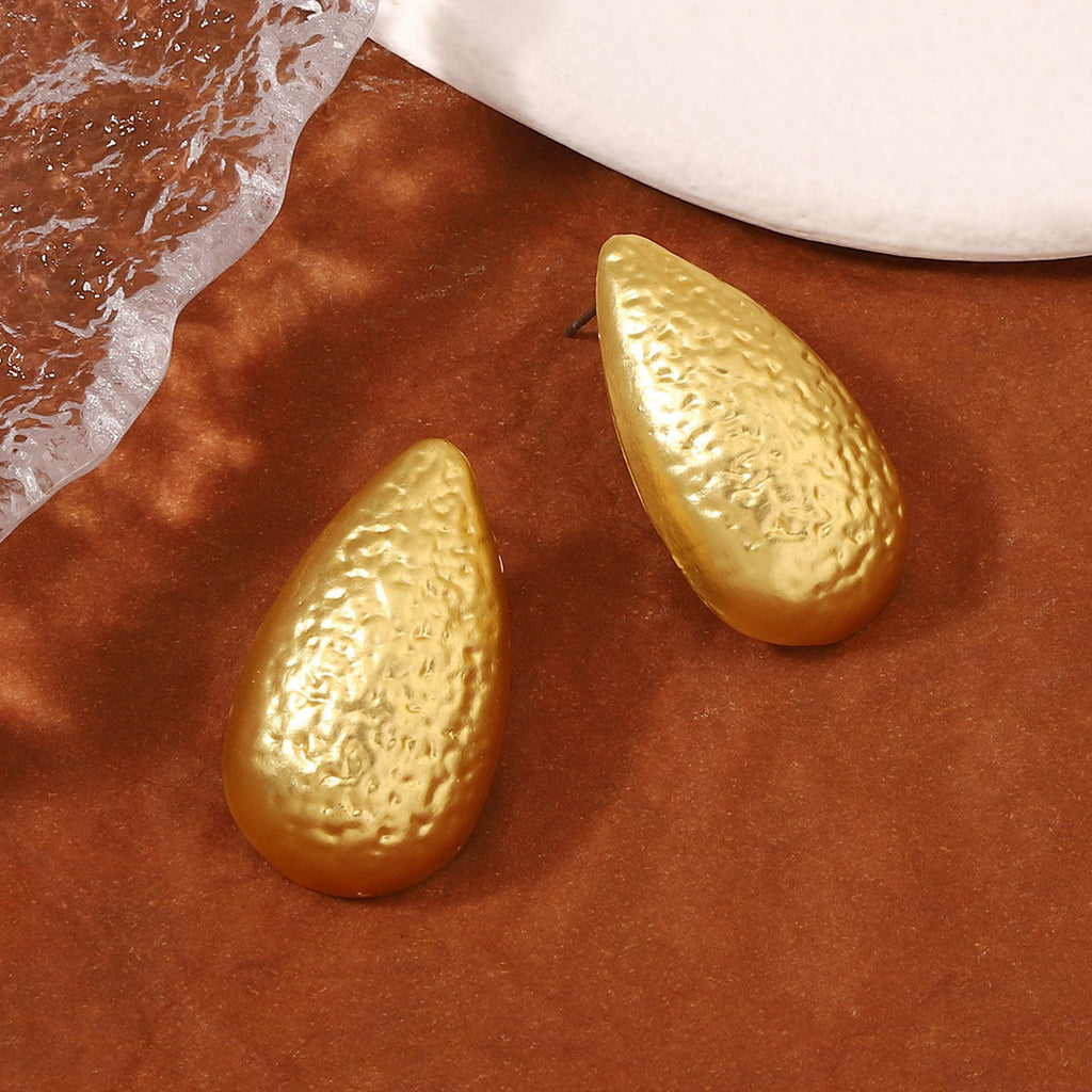 Delicate Artisan Gold Earring