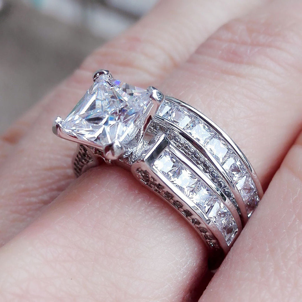 Charming Set for Any Occasion