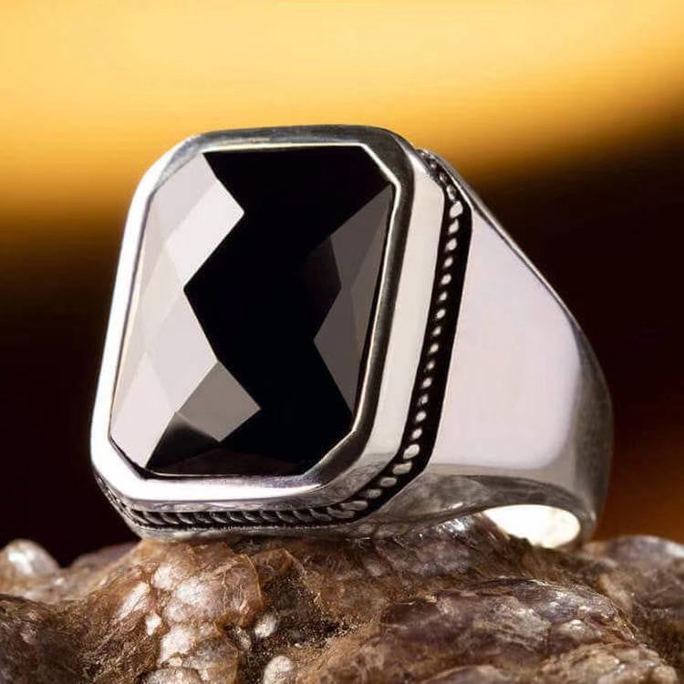 Beautiful Ring with Unique Style