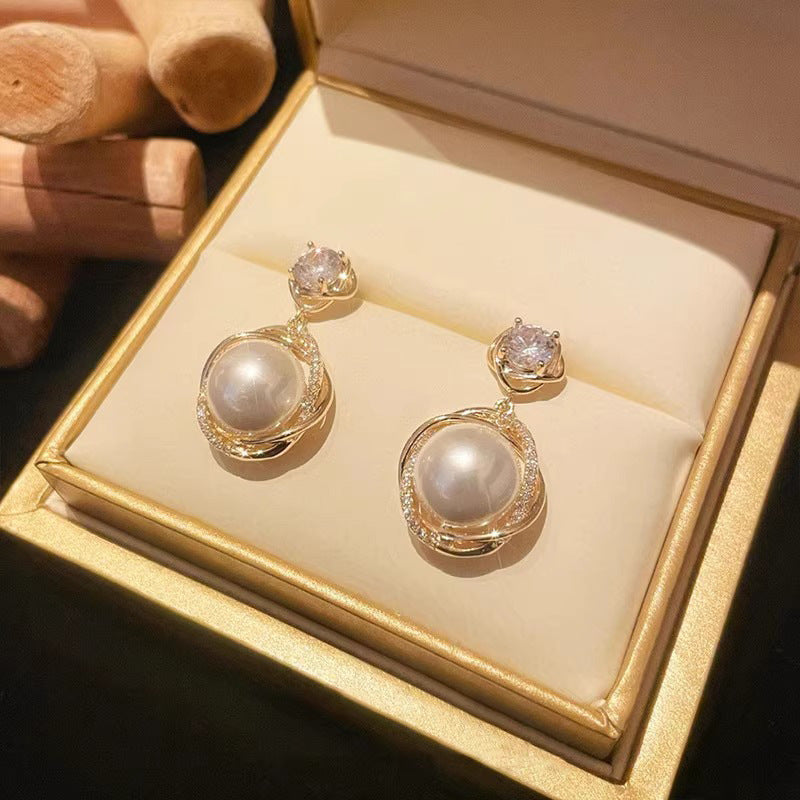 Stunning Pearl Earring for Daily Wear