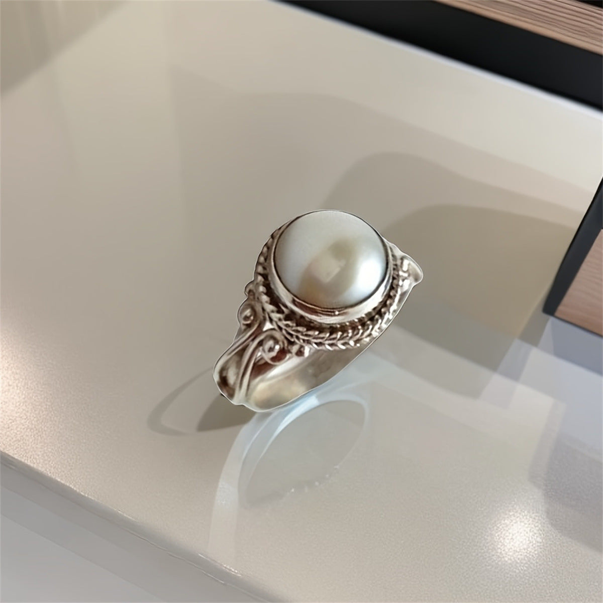 Elegant Silver Ring for Every Occasion