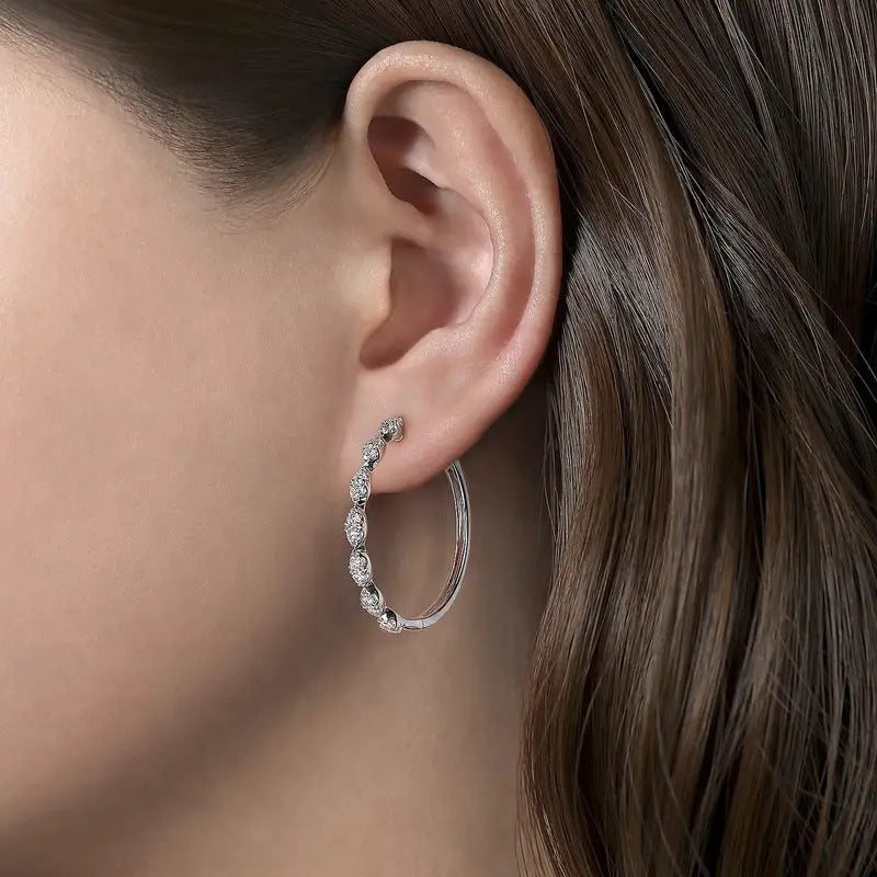 Classic Earring with Timeless Appeal