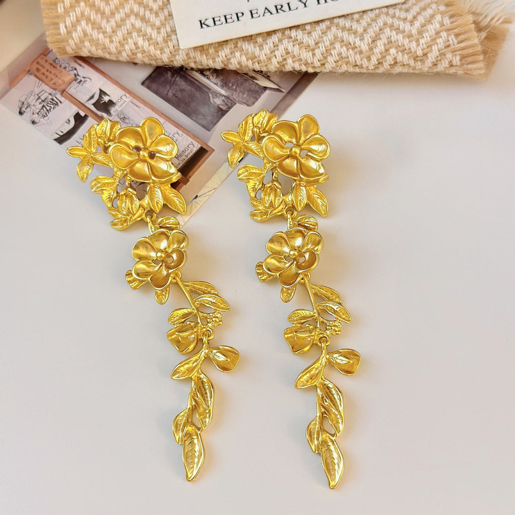 Classic Earring with Timeless Appeal