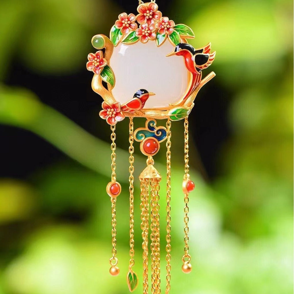 Stunning Gold Necklace for Daily Wear