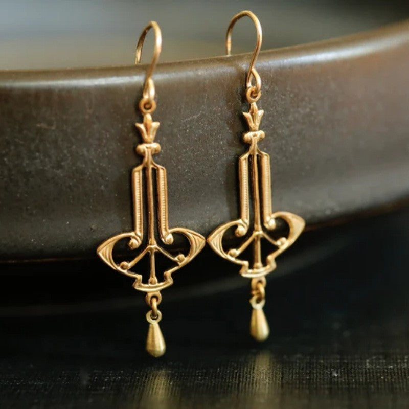 Elegant Earring for Every Occasion