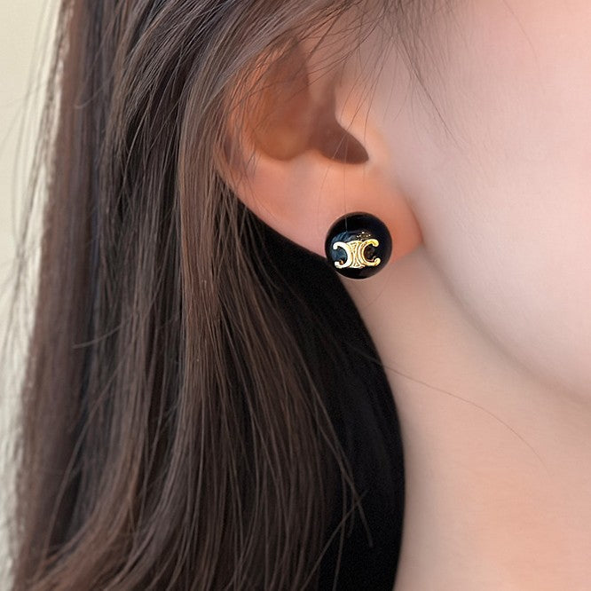 Classic Earring with Timeless Appeal