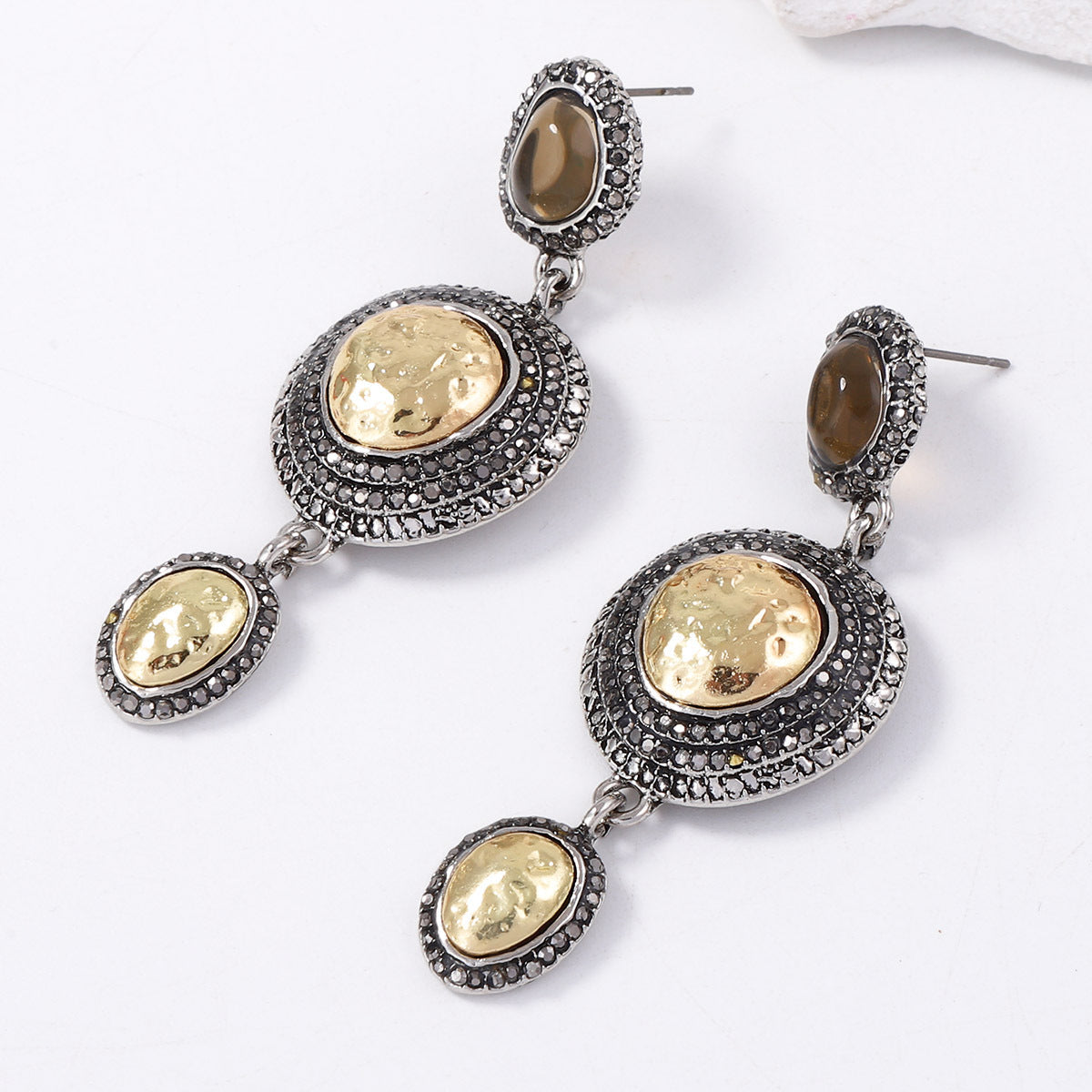Elegant Piece for Every Occasion